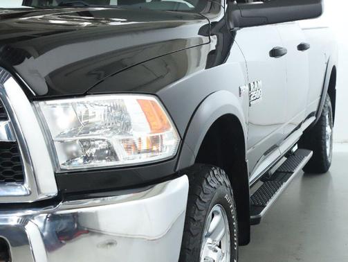 2018 RAM 2500 Tradesman Crew Cab 4x4 8' Box