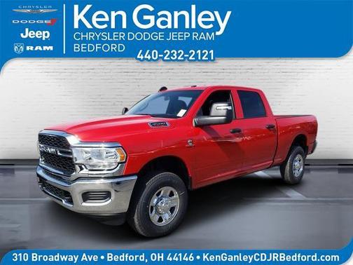 2024 RAM 3500 Tradesman Crew Cab 4x4 6'4' Box