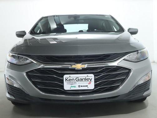 Sterling Gray Metallic 2024 Chevrolet Malibu FWD 1LT