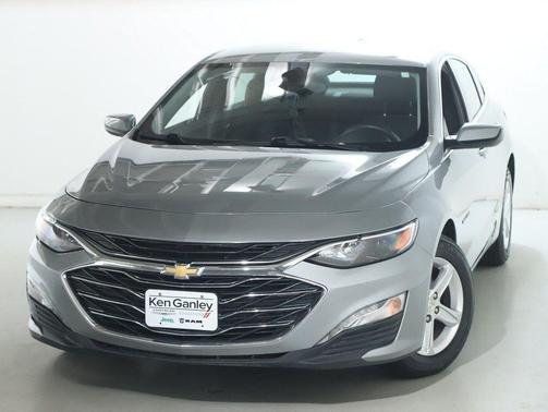 Sterling Gray Metallic 2024 Chevrolet Malibu FWD 1LT