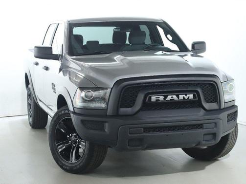 2024 RAM 1500 Classic Warlock Crew Cab 4x4 5'7' Box