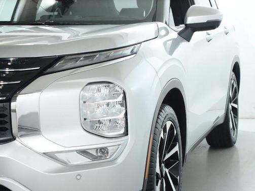 2024 Mitsubishi Outlander 