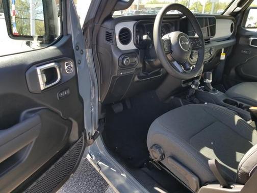 2025 Jeep Wrangler 4xe Sport S