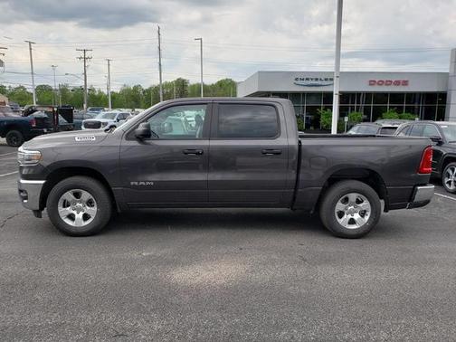 Granite Crystal Metallic Clearcoat 2026 RAM 1500 Big Horn/Lone Star