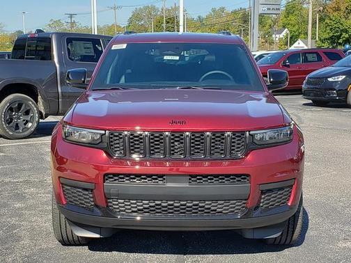 2025 Jeep Grand Cherokee L Altitude