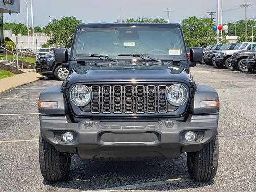 2025 Jeep Wrangler Sport S