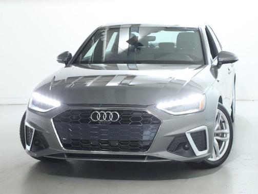 2023 Audi A4 45 S line Premium Plus