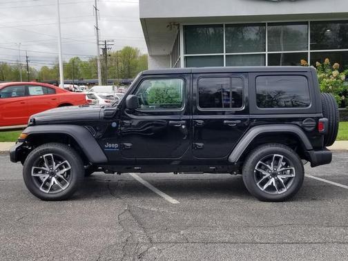 2025 Jeep Wrangler 4xe Sport S