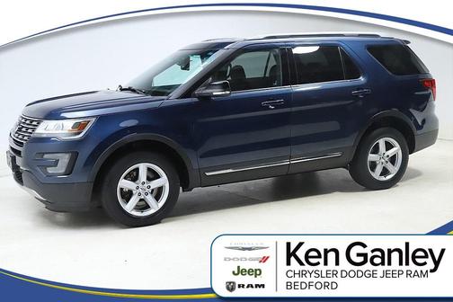 Photo 1 of 53 of 2017 Ford Explorer XLT