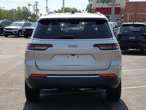 2025 Jeep Grand Cherokee L Laredo