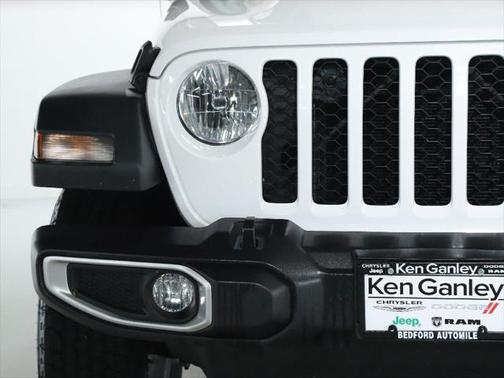 2023 Jeep Gladiator Sport S