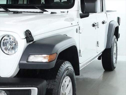 2023 Jeep Gladiator Sport S