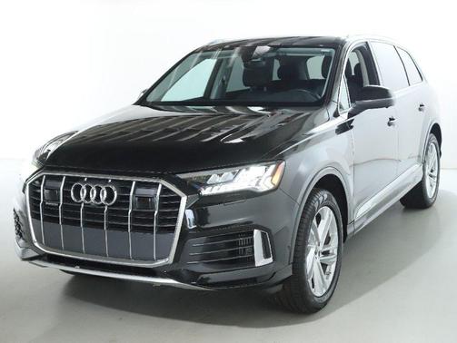 2024 Audi Q7 55 Premium Plus