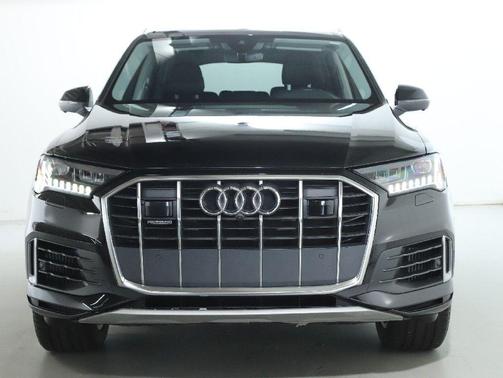 2024 Audi Q7 55 Premium Plus