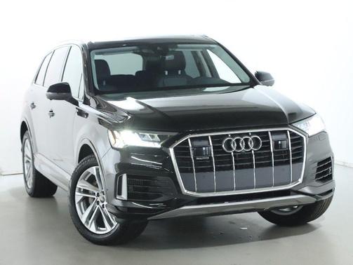 2024 Audi Q7 55 Premium Plus