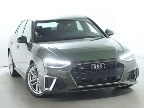 2023 Audi A4 45 S line Premium Plus