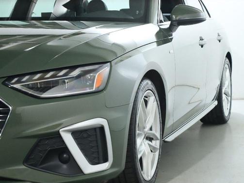2023 Audi A4 45 S line Premium Plus