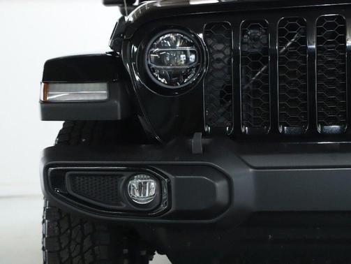 2022 Jeep Gladiator Willys 4x4