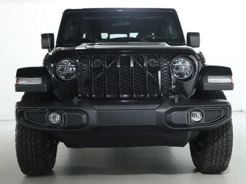 2022 Jeep Gladiator Willys 4x4