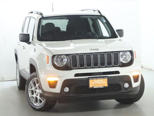 Alpine White Clearcoat 2022 Jeep Renegade Latitude