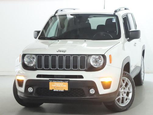 Alpine White Clearcoat 2022 Jeep Renegade Latitude