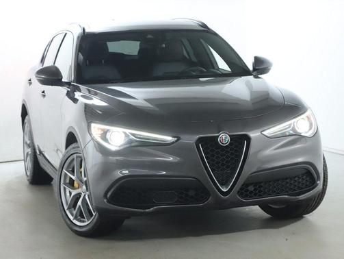 2018 Alfa Romeo Stelvio Ti Sport