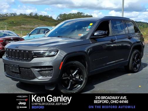 2022 Jeep Grand Cherokee Altitude