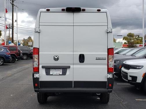 2026 RAM ProMaster 1500 Base