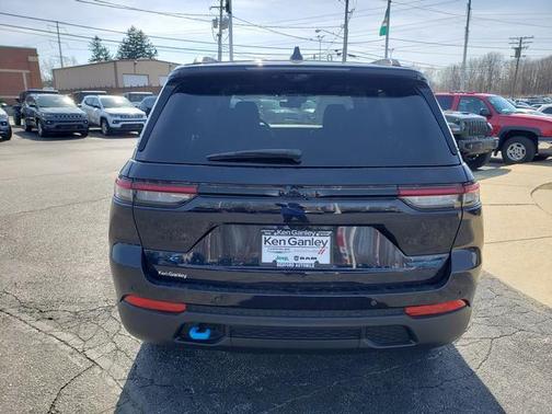 2024 Jeep Grand Cherokee 4xe Trailhawk