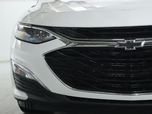 2022 Chevrolet Malibu FWD RS