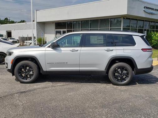 2025 Jeep Grand Cherokee L Altitude