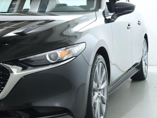 2025 Mazda Mazda3 FWD w/Preferred Package