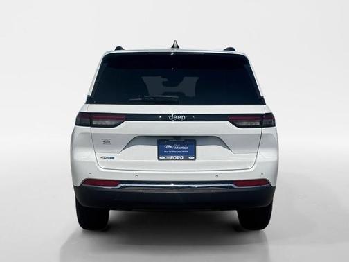 2024 Jeep Grand Cherokee BASE