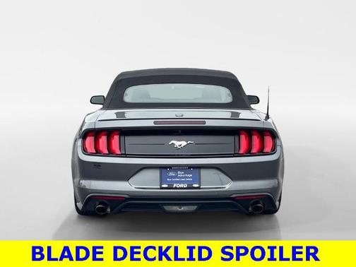 2022 Ford Mustang ECOBOOST PREMIUM