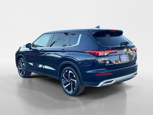 2024 Mitsubishi Outlander SE RALLIART