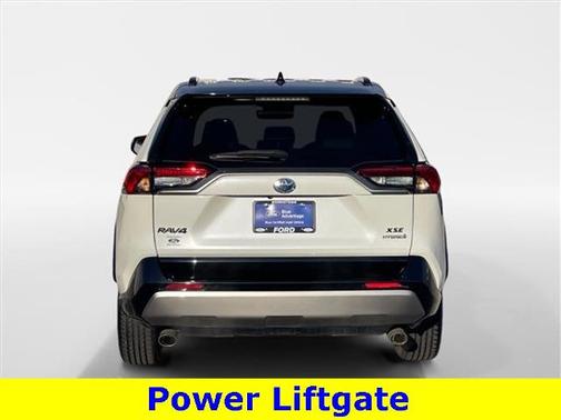 2022 Toyota RAV4 XSE