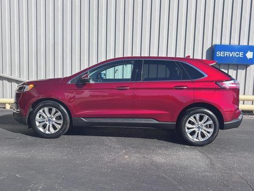 2019 Ford Edge Titanium