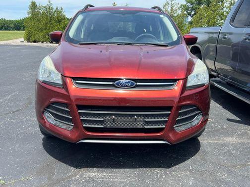 Sunset 2015 Ford Escape SE