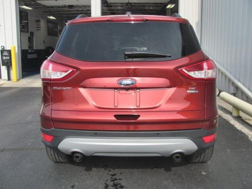 Sunset 2015 Ford Escape SE