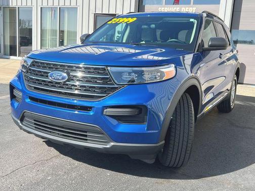 Atlas Blue Metallic 2022 Ford Explorer XLT