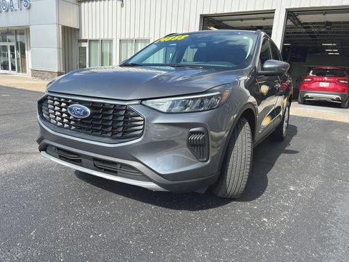 Gray Metallic 2023 Ford Escape Active
