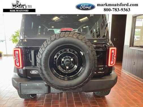Shadow Black 2026 Ford Bronco Outer Banks
