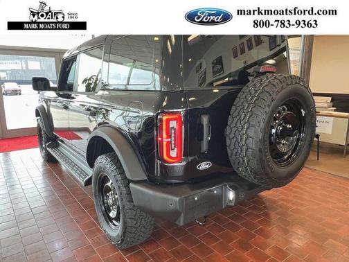 Shadow Black 2026 Ford Bronco Outer Banks