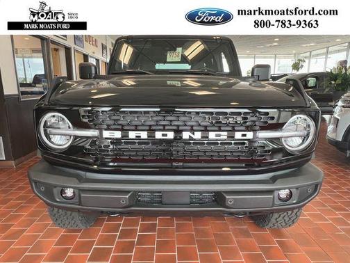 Shadow Black 2026 Ford Bronco Outer Banks