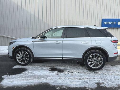 2025 Lincoln Corsair Premiere