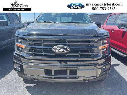 Agate Black Metallic 2026 Ford F-150 XLT