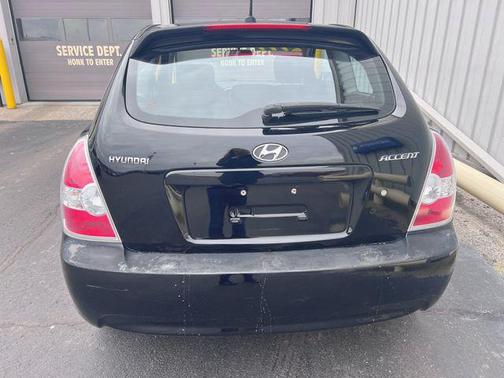 2009 Hyundai Accent SE