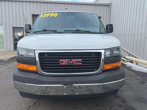 2017 GMC Savana 2500 Work Van