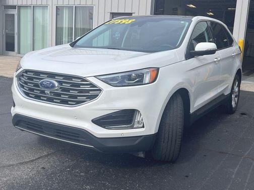 2022 Ford Edge Titanium