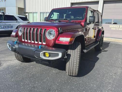 Snazzberry Pearlcoat 2022 Jeep Wrangler Unlimited 4xe Sahara